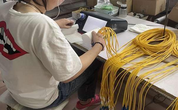 台北市网络工程中几种常用的光纤连接器